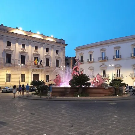 Camilla Apartmán