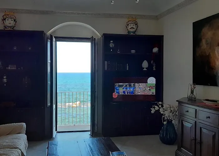 Camilla * סירקוזה